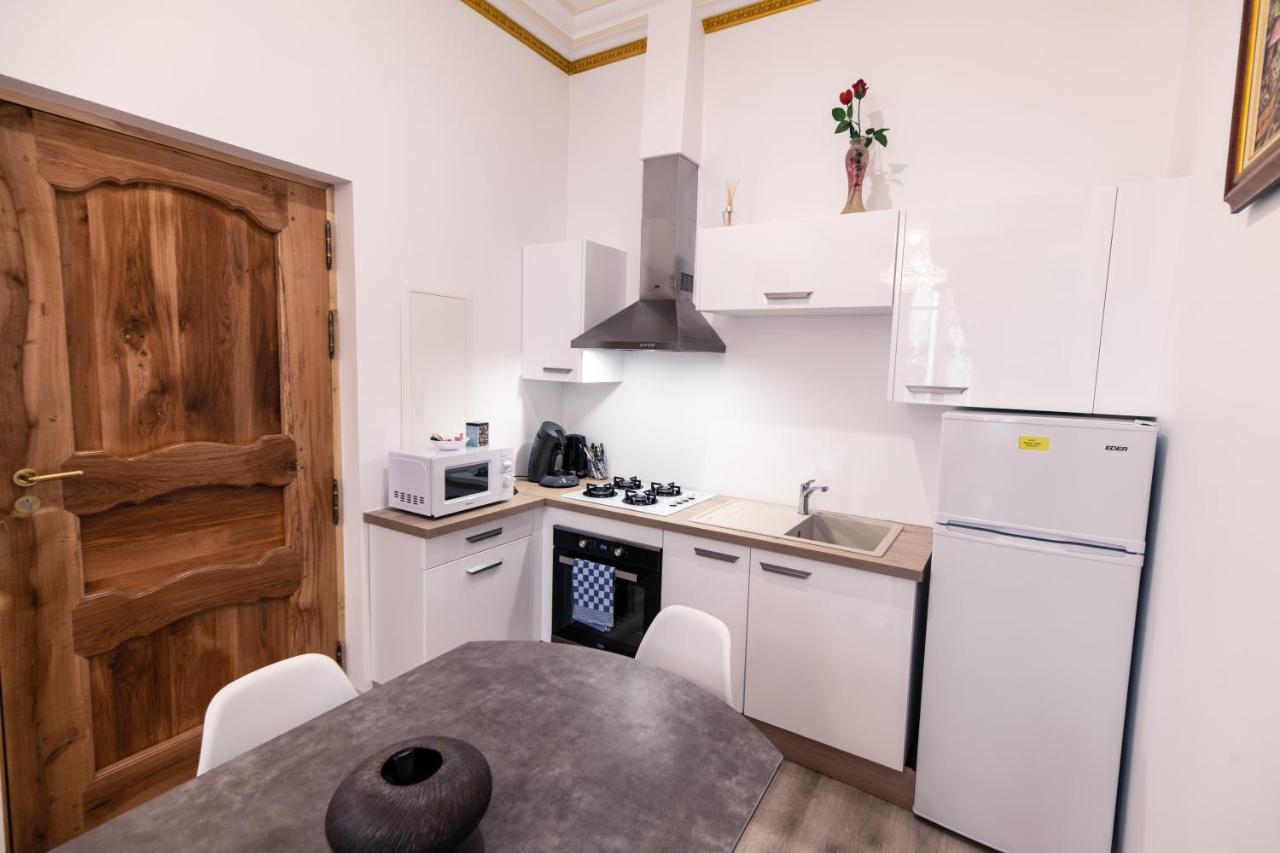 Appartement Maison De L'Eglise Du Couvent Narbonne Exteriör bild