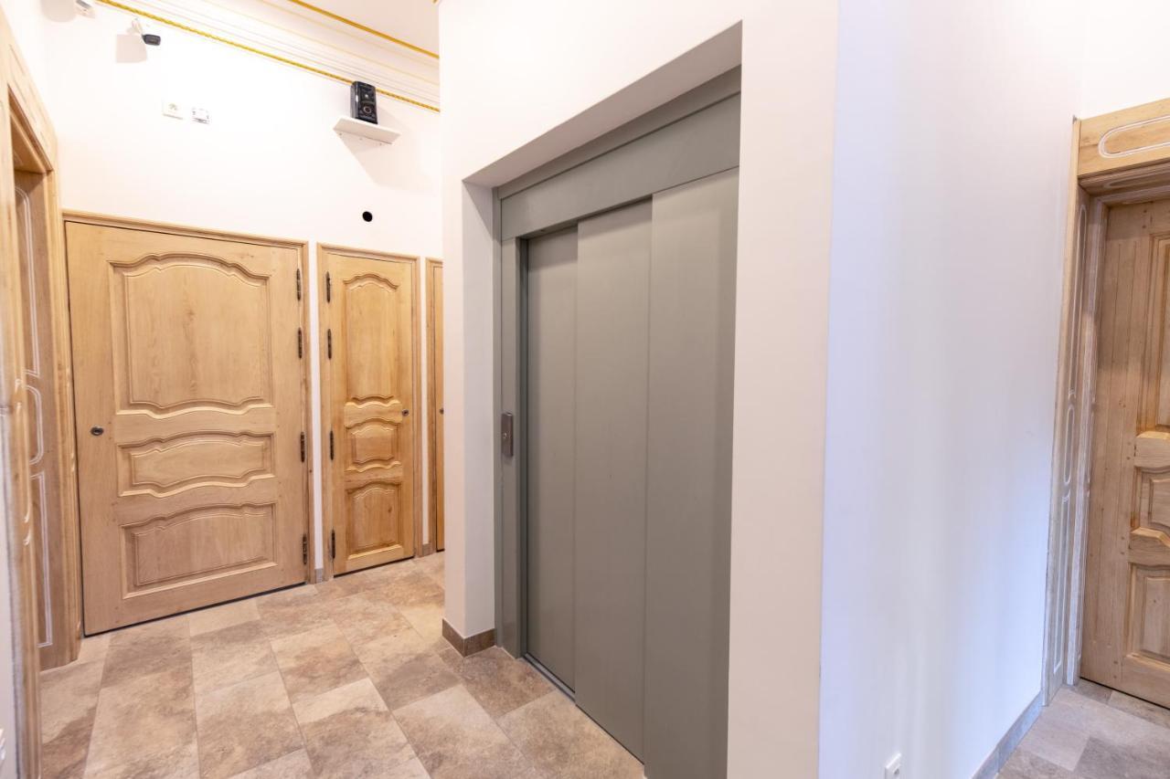 Appartement Maison De L'Eglise Du Couvent Narbonne Exteriör bild